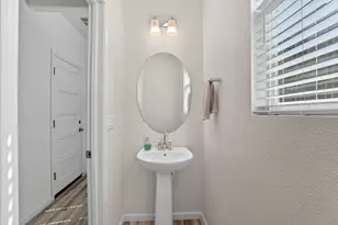 8212 Kramer Rnch Ln, Elk Grove, CA 95758 - Photo 23