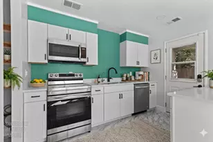12853 Pioneer St, Jackson, CA 95642 - Photo 11
