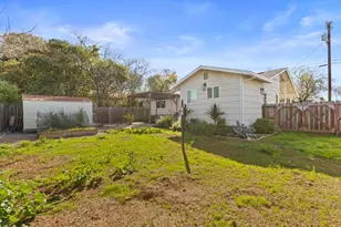 12853 Pioneer St, Jackson, CA 95642 - Photo 35