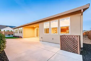 124 Basile Ct, Lincoln, CA 95648 - Photo 37