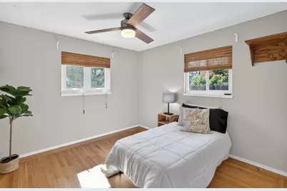 570 4th Avenue, Sacramento, CA 95818 - Photo 17