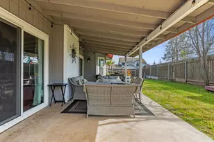 194 W Elm Ave, Galt, CA 95632 - Photo 27