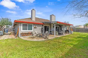 194 W Elm Ave, Galt, CA 95632 - Photo 29