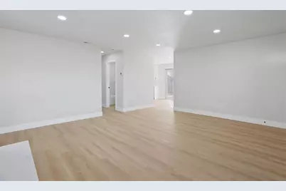 2228 Chambord Drive, Stockton, CA 95210 - Photo 7