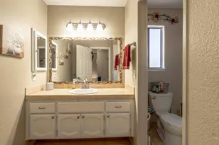 8809 Lemas Rd, Sacramento, CA 95828 - Photo 25