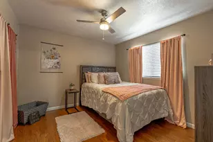 8809 Lemas Rd, Sacramento, CA 95828 - Photo 21