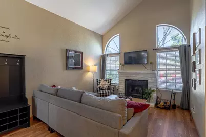 8809 Lemas Road, Sacramento, CA 95828 - Photo 7