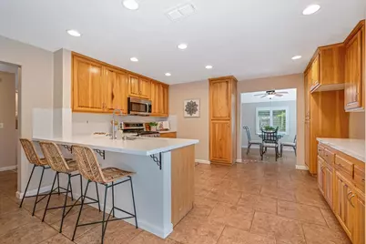 9170 Malden Court, Elk Grove, CA 95624 - Photo 5