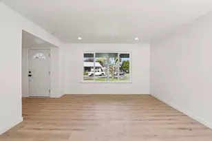 6028 Hollyhurst Way, Sacramento, CA 95823 - Photo 7