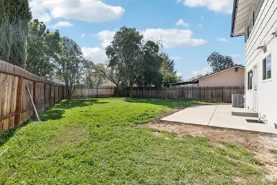 6028 Hollyhurst Way, Sacramento, CA 95823 - Photo 31