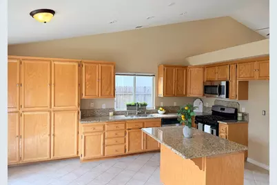 1490 Cobblestone Drive, Lincoln, CA 95648 - Photo 3