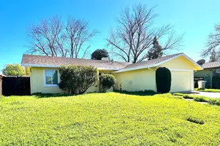 1731 Midway Dr, Woodland, CA 95695 - Photo 9