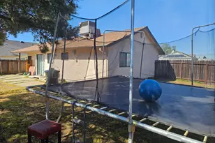 2640 52nd Ave, Sacramento, CA 95822 - Photo 5