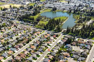 2140 Rochelle Ave, Turlock, CA 95382 - Photo 3