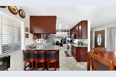 2140 Rochelle Avenue, Turlock, CA 95382 - Photo 9