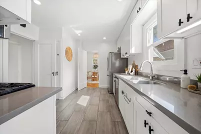 928 Vallejo Way, Sacramento, CA 95818 - Photo 13