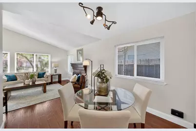 9013 Meadowsweet Way, Elk Grove, CA 95624 - Photo 21