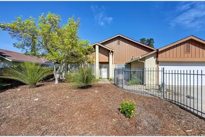 9013 Meadowsweet Way, Elk Grove, CA 95624 - Photo 3