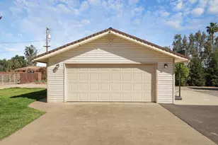 2539 E Woodson Rd, Acampo, CA 95220 - Photo 3