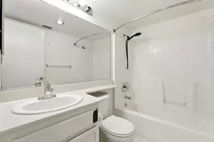 9510 Village Tree Dr, Elk Grove, CA 95758 - Photo 29