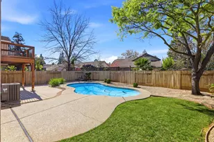 9510 Village Tree Dr, Elk Grove, CA 95758 - Photo 33