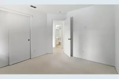 9510 Village Tree Drive, Elk Grove, CA 95758 - Photo 19