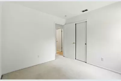 9510 Village Tree Drive, Elk Grove, CA 95758 - Photo 27