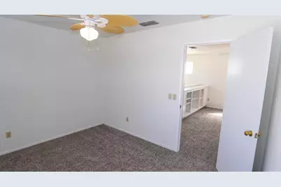 3140 E Laguna Court, Elk Grove, CA 95758 - Photo 19