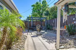 630 51st St, Sacramento, CA 95819 - Photo 37