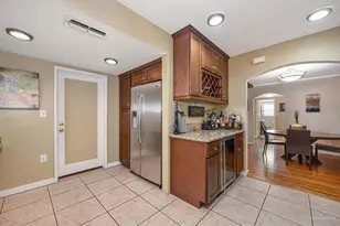 630 51st St, Sacramento, CA 95819 - Photo 21