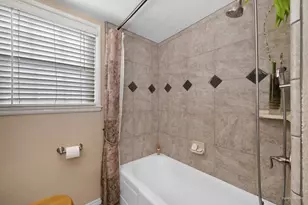 630 51st St, Sacramento, CA 95819 - Photo 29