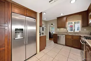 630 51st St, Sacramento, CA 95819 - Photo 29