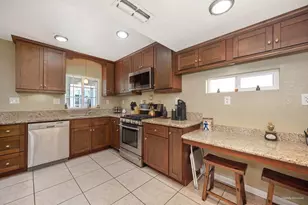 630 51st St, Sacramento, CA 95819 - Photo 25