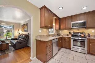 630 51st St, Sacramento, CA 95819 - Photo 25