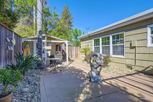630 51st St, Sacramento, CA 95819 - Photo 43
