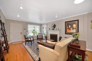 630 51st St, Sacramento, CA 95819 - Photo 19