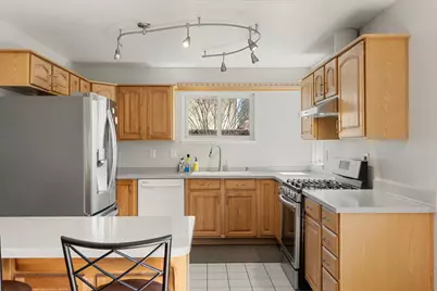 7318 Sunwood Way, Citrus Heights, CA 95621 - Photo 13