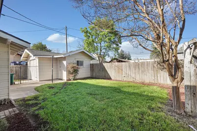 705 N School Street, Lodi, CA 95240 - Photo 37
