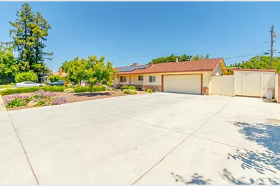 1036 Lakewood Avenue, Modesto, CA 95355 - Photo 3