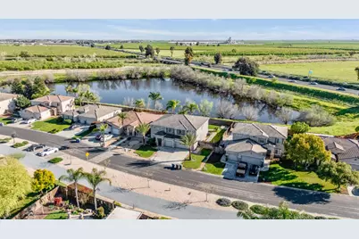 9470 Hillsborough Way, Chowchilla, CA 93610 - Photo 23