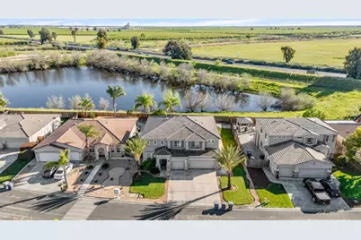 9470 Hillsborough Way, Chowchilla, CA 93610 - Photo 3