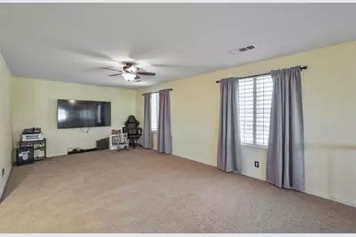 9470 Hillsborough Way, Chowchilla, CA 93610 - Photo 17