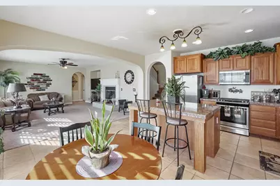 9470 Hillsborough Way, Chowchilla, CA 93610 - Photo 11