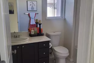 322 S Central Pkwy, Mountain House, CA 95391 - Photo 33