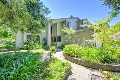 8530 Oak Harbour Court, Fair Oaks, CA 95628 - Photo 5