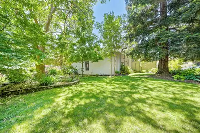 8530 Oak Harbour Court, Fair Oaks, CA 95628 - Photo 7
