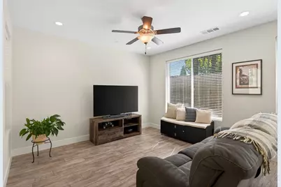 139 Clover Meadows Circle, Lincoln, CA 95648 - Photo 7