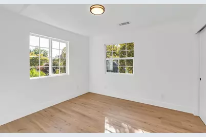 2657 2nd Avenue, Sacramento, CA 95818 - Photo 47