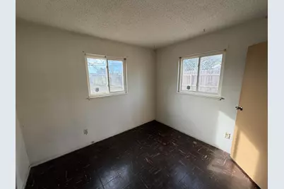 7252 Jerry Way, Sacramento, CA 95828 - Photo 5