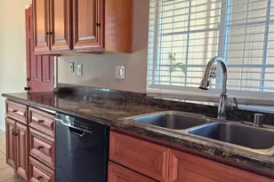 2523 Rose Marie Ln, Stockton, CA 95207 - Photo 3